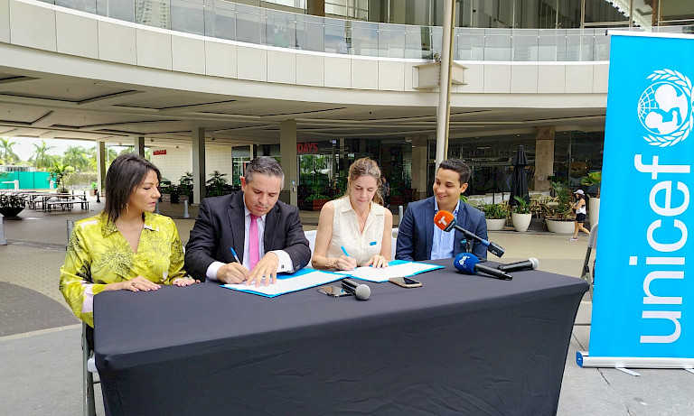 UNICEF y APACECOM renuevan su compromiso en favor de la infancia | RPC ...